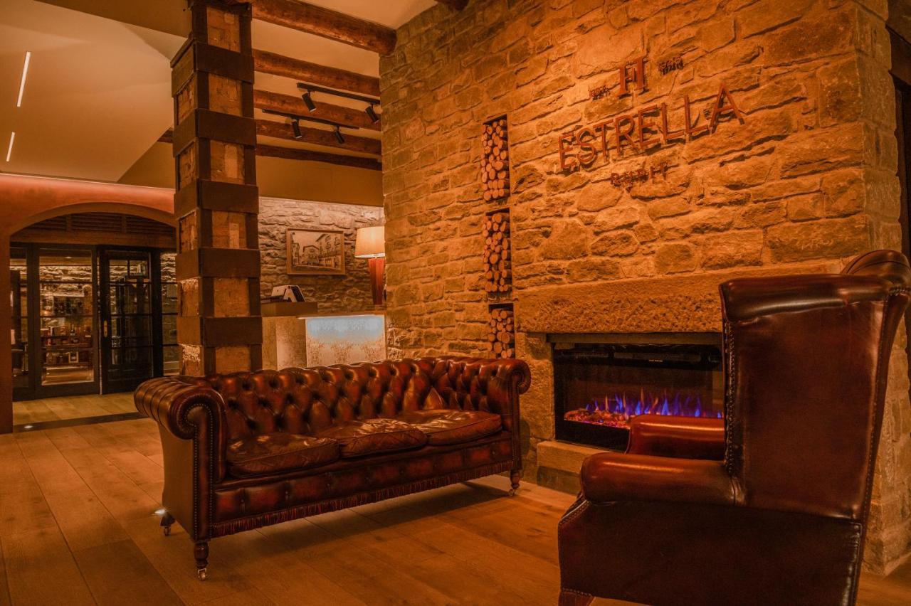 Hotel Hostal Estrella Rupit Eksteriør billede